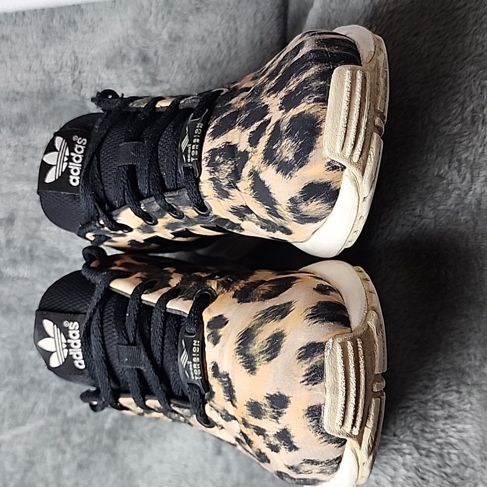 Adidas women's Torsion ZX FLUX. Size 5 - Picture 4 of 14